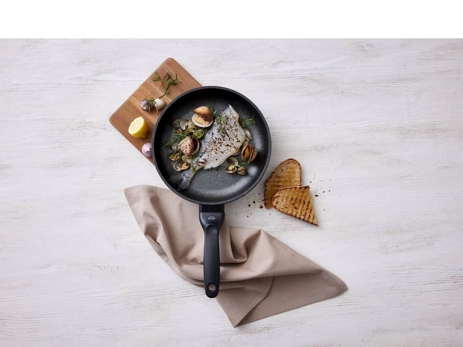 HOLM Servierbrett 4 HOLM Servierbrett – Bild 2